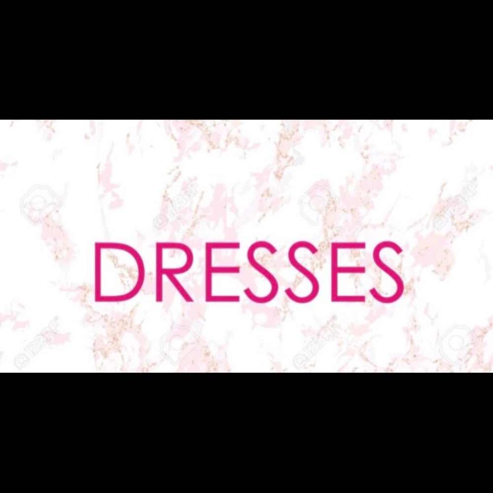 Women’s beautiful dresses all ranging between 6-10